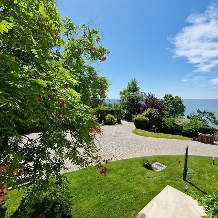 Апартамент райска градина - прекрасен Свети Влас